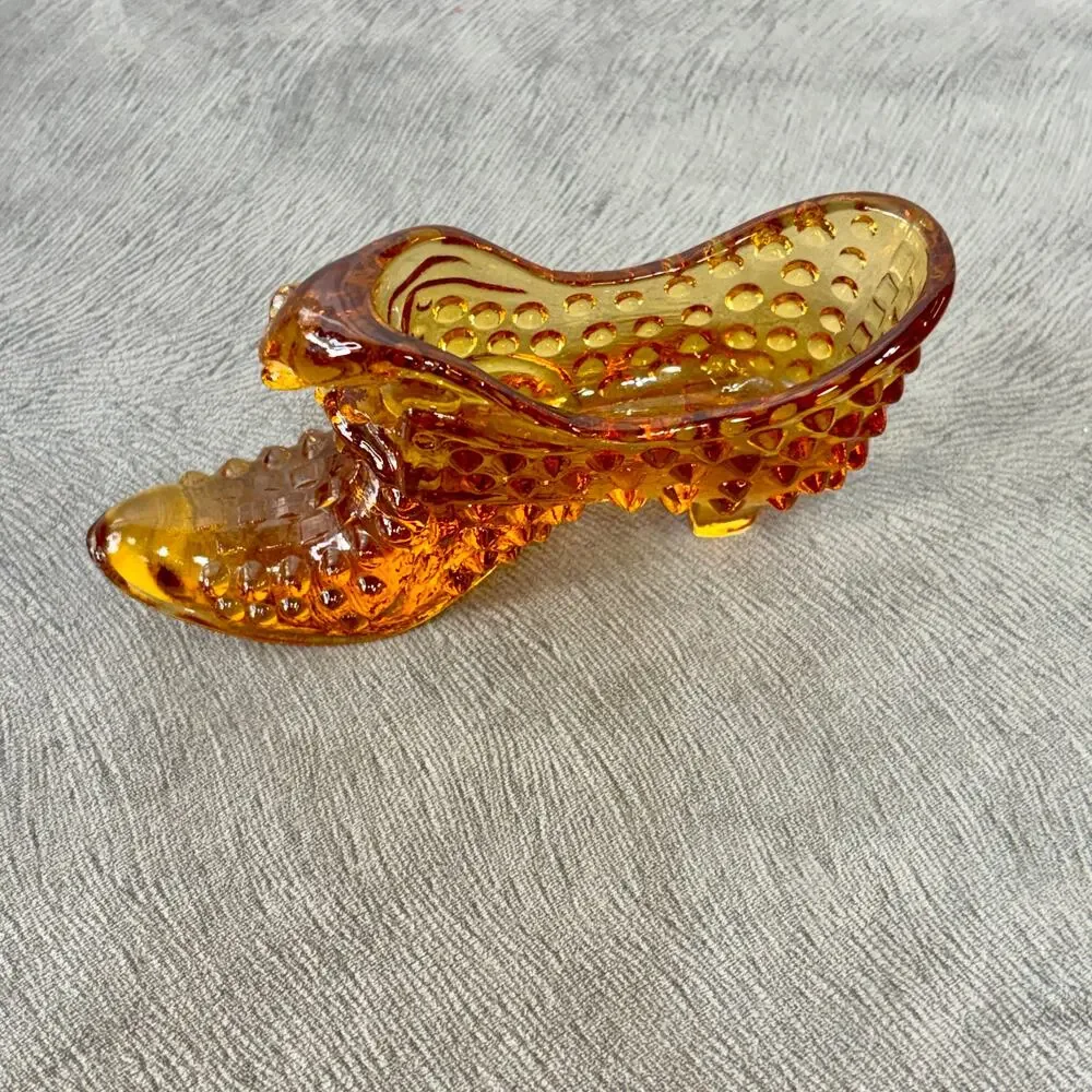 Fenton vintage style